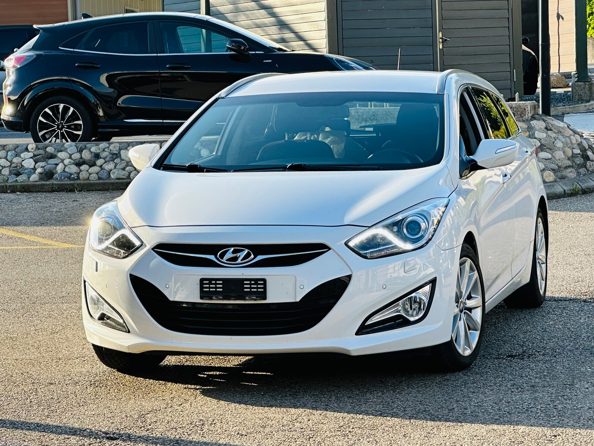 HYUNDAI i40 Wagon 1.7 CRDI Premium Automatic-showroom-element-1