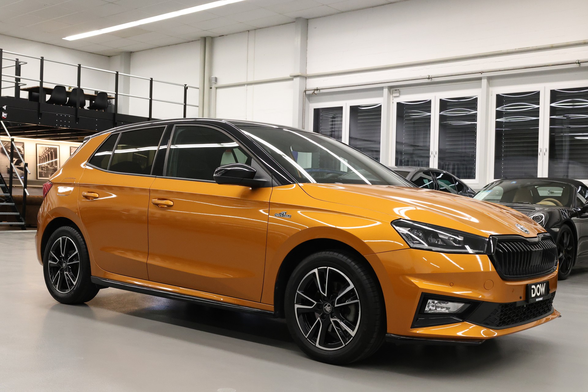 SKODA Fabia 1.0 TSI Monte Carlo DSG-showroom-element-1