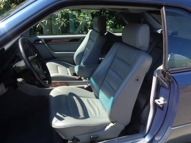 MERCEDES-BENZ 300 CE-image-6