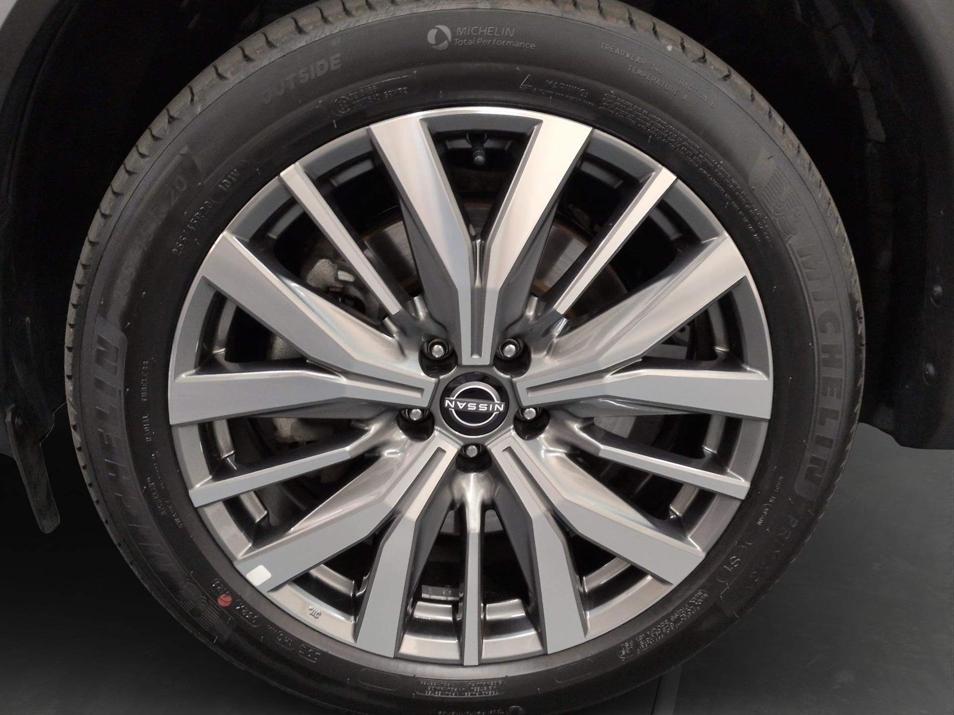 NISSAN X-Trail 1.5 VC-T e-Power 4WD 7 Sitze Tekna+-image-24