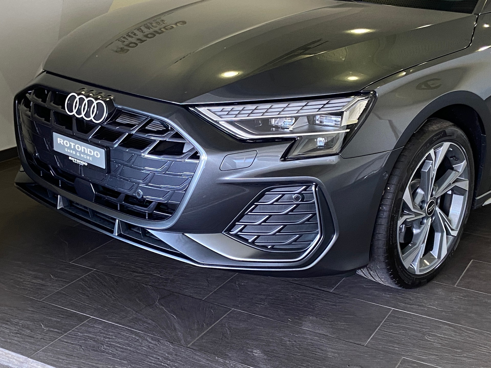 AUDI A3 Sportback TFSI 150 kW quattro 2 x S line S tronic-showroom-element-2