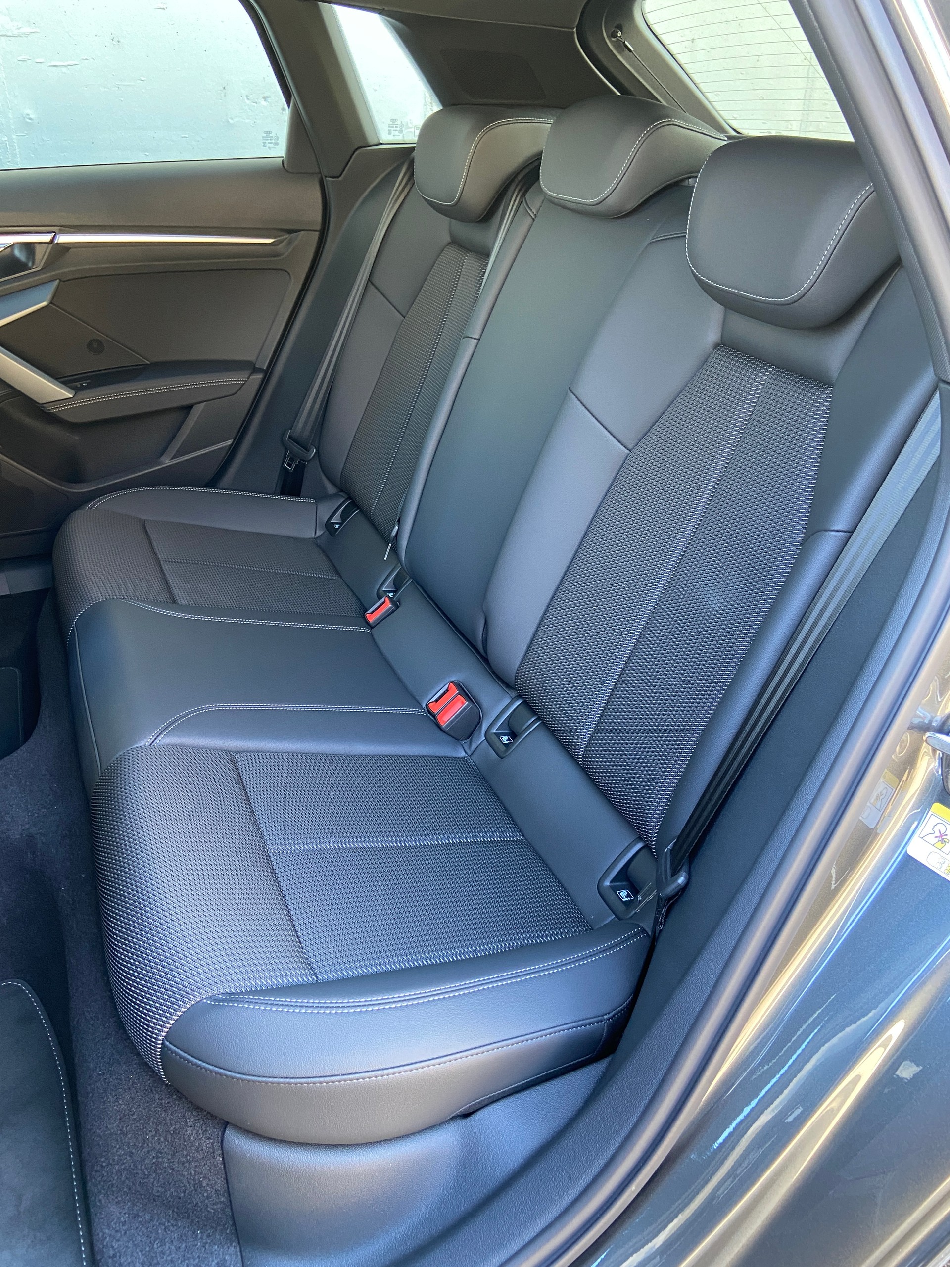 AUDI A3 Sportback TFSI 150 kW quattro 2 x S line S tronic-image-9