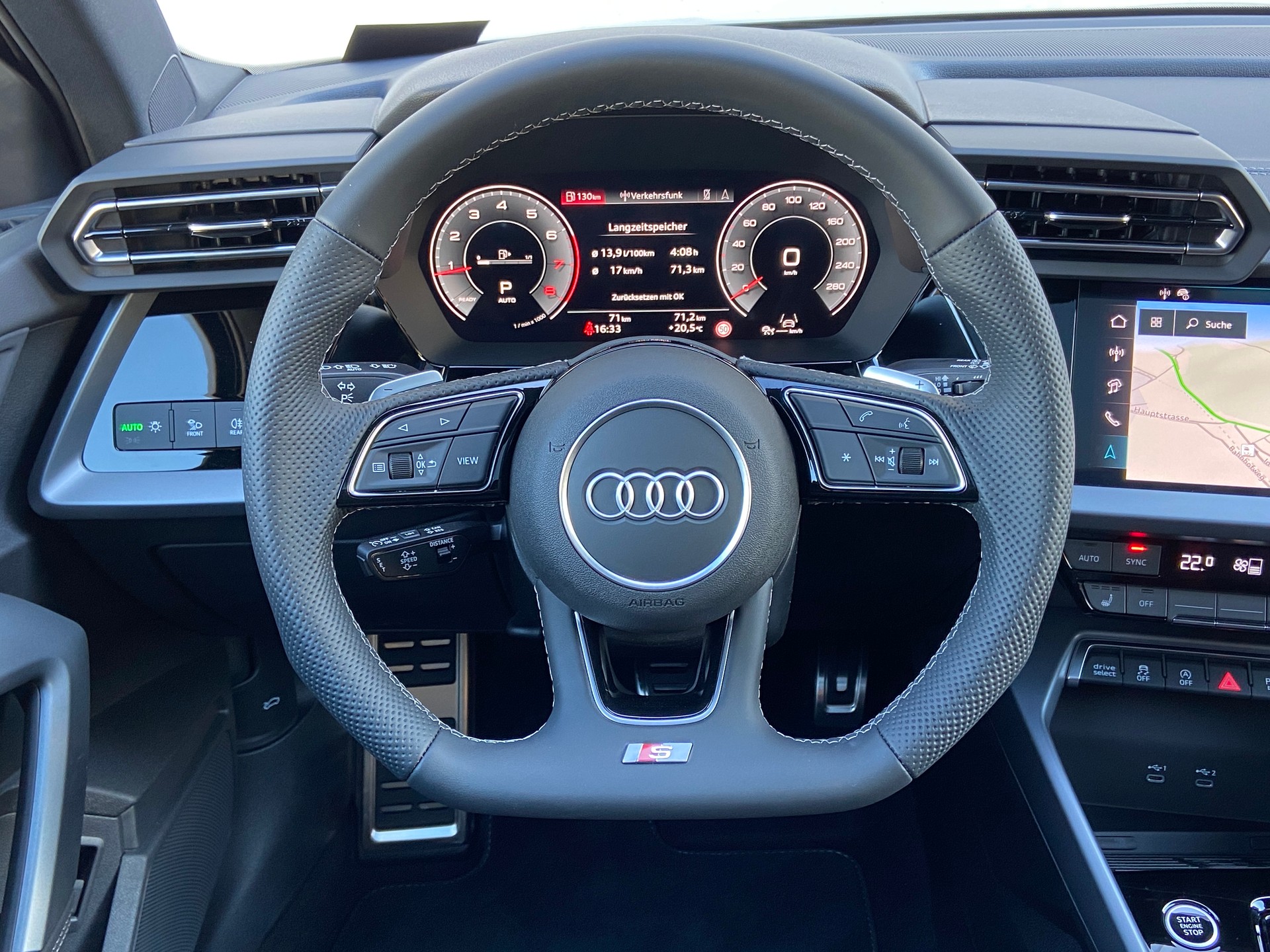 AUDI A3 Sportback TFSI 150 kW quattro 2 x S line S tronic-image-7