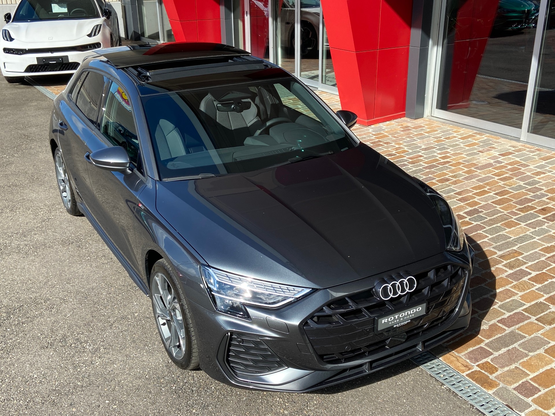 AUDI A3 Sportback TFSI 150 kW quattro 2 x S line S tronic-image-17