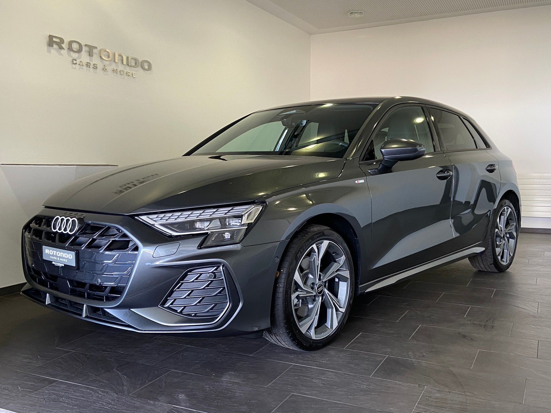AUDI A3 Sportback TFSI 150 kW quattro 2 x S line S tronic