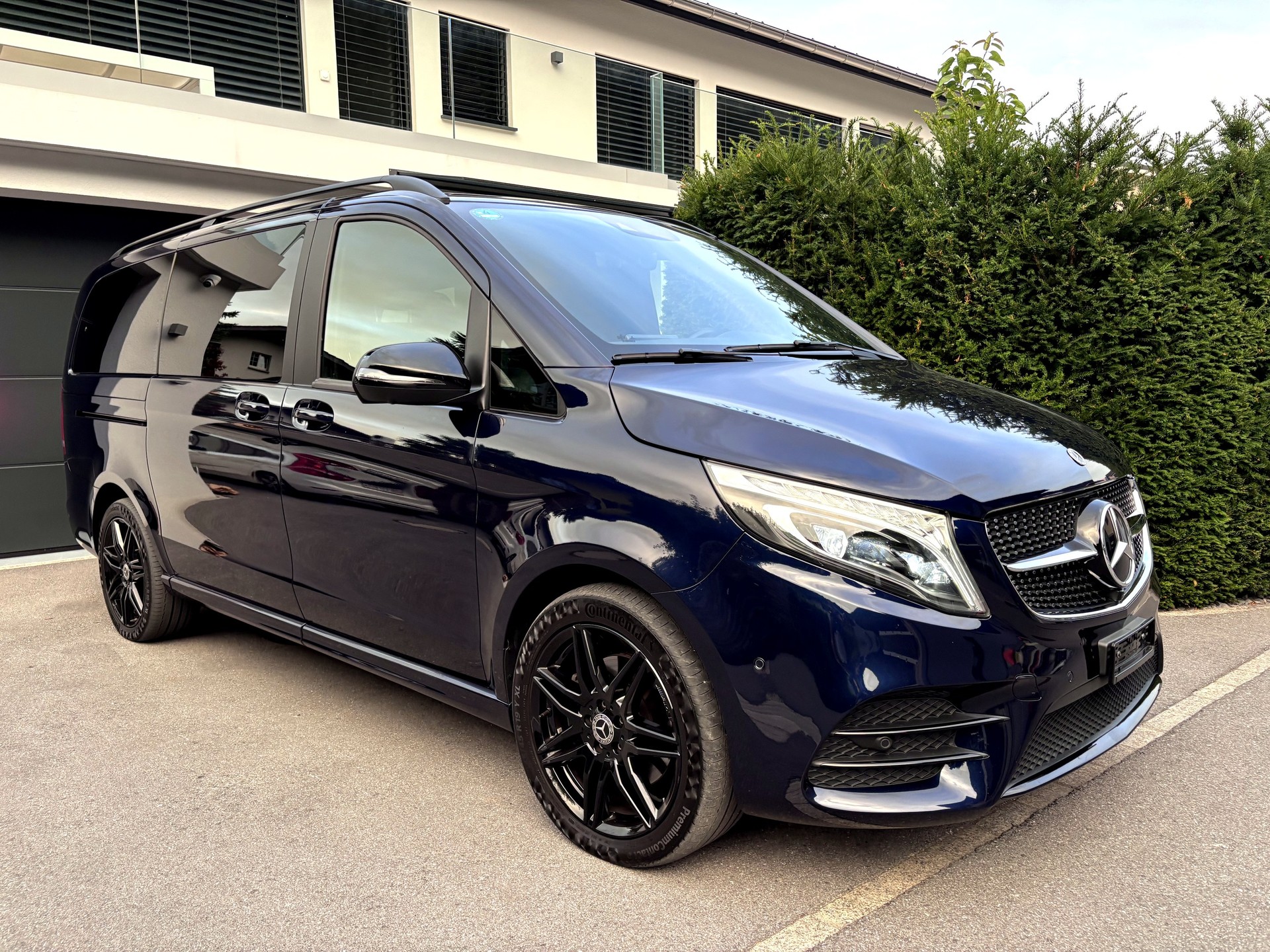 MERCEDES-BENZ V 300 d Swiss Ed. lang 4matic