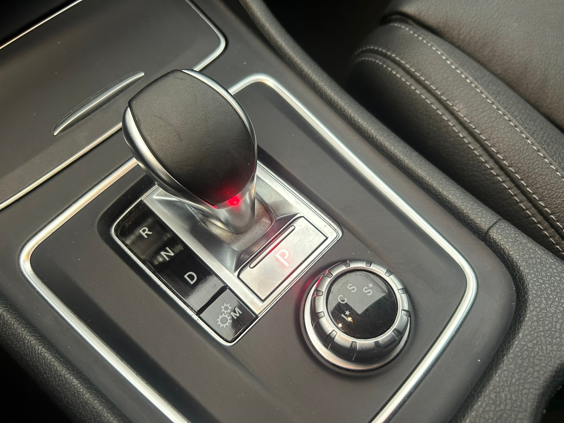 MERCEDES-BENZ A 45 AMG 4Matic Speedshift 7G-DCT-image-15