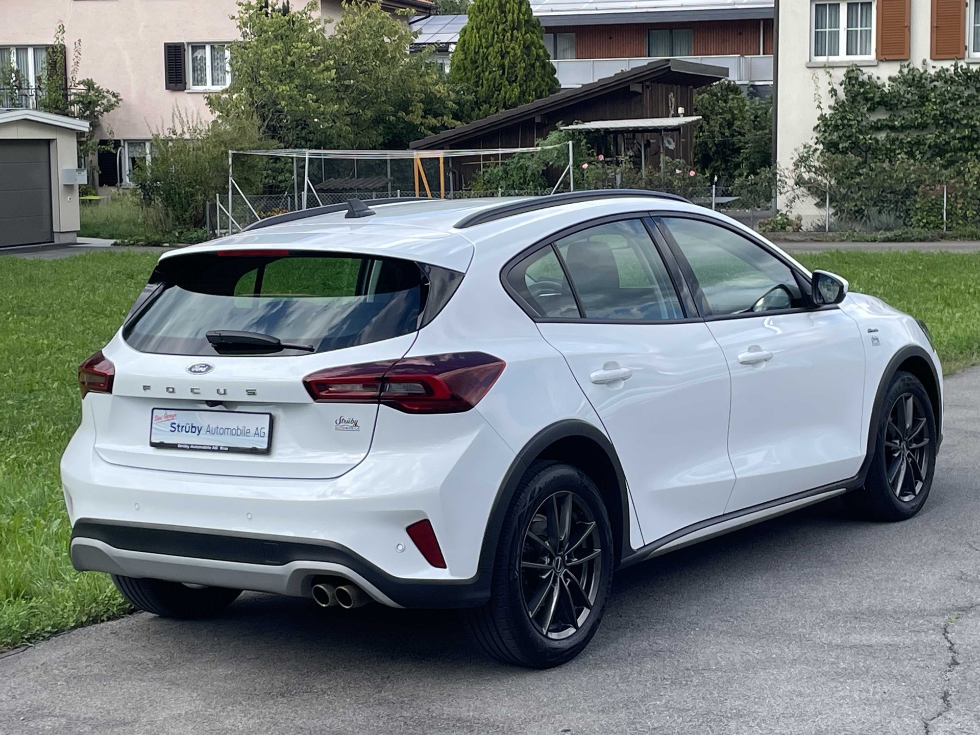 FORD Focus 1.0i EcoB Hybrid 155PS Active-image-5