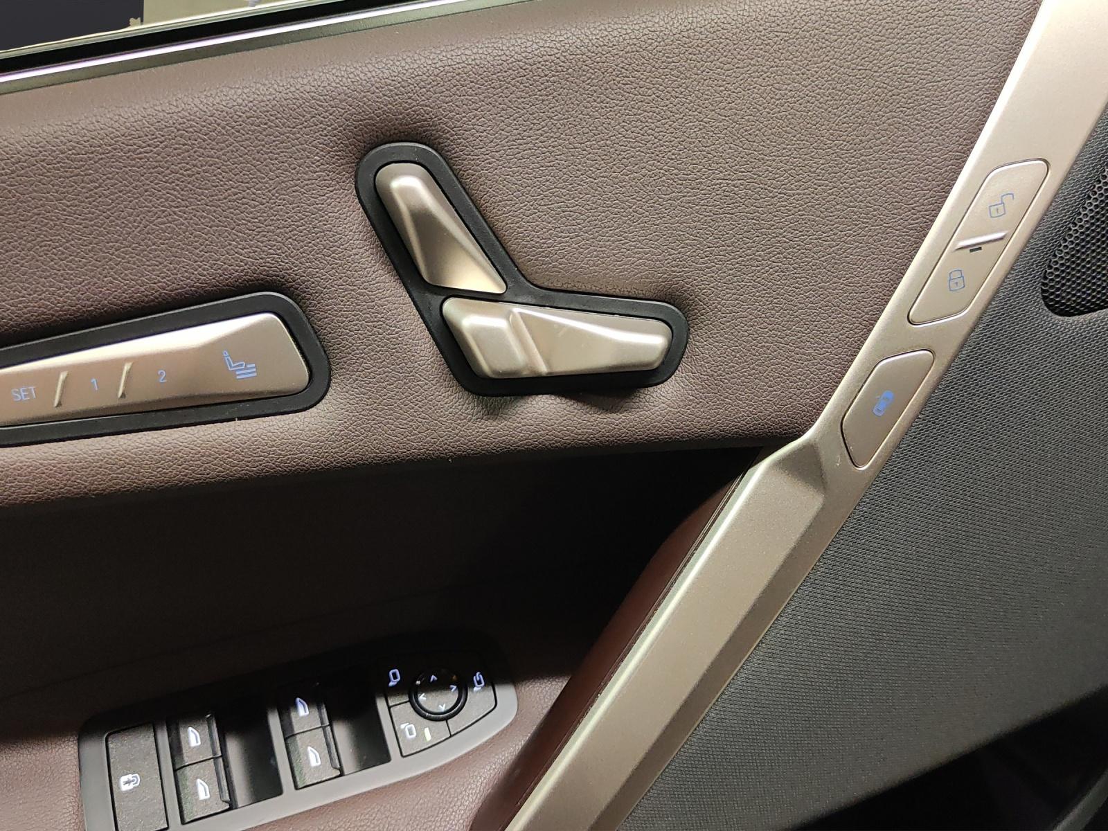 BMW iX I20 xDrive50-image-10