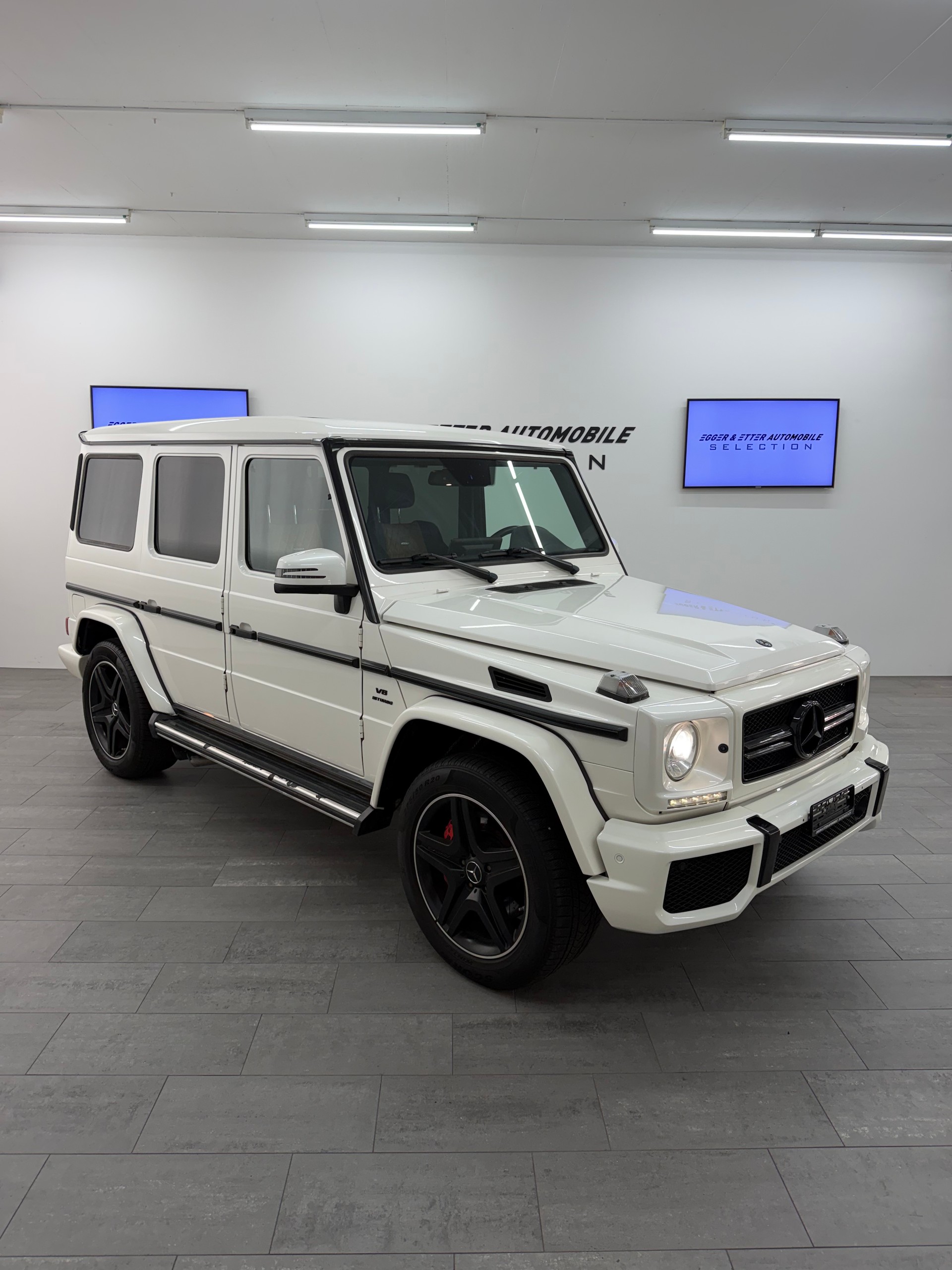 MERCEDES-BENZ G 63 AMG Automatic-showroom-element-2