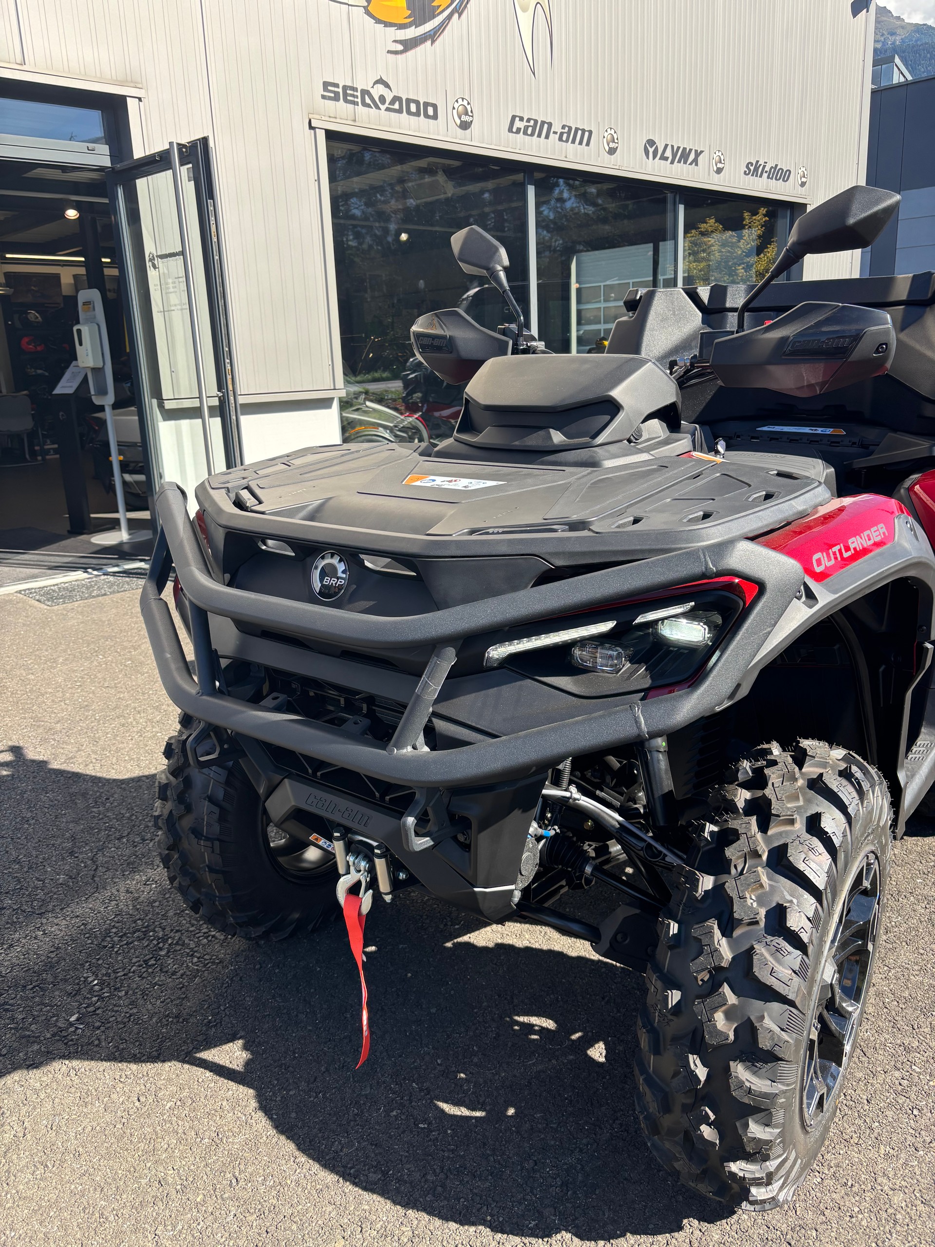 CAN-AM Outlander 850 XT ABS-image-4