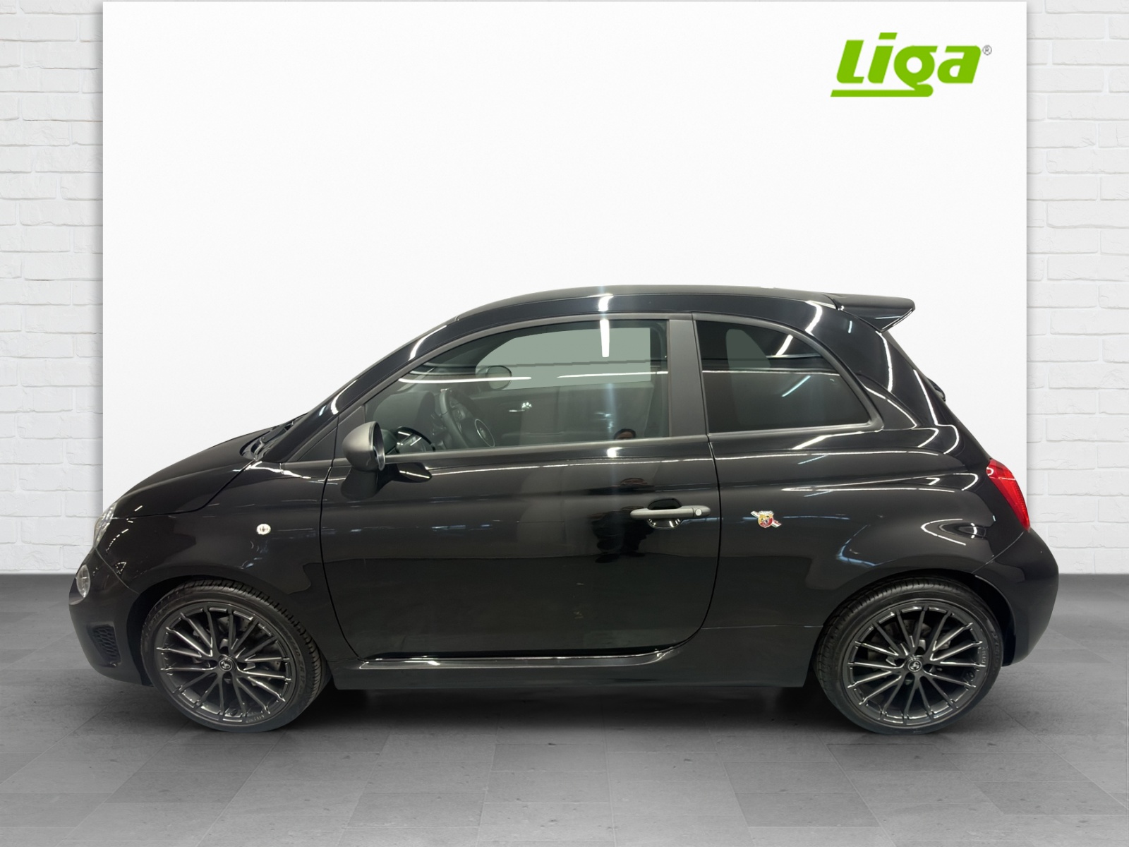 FIAT 595 Abarth 1.4 T-Jet 165 Premium-showroom-element-2