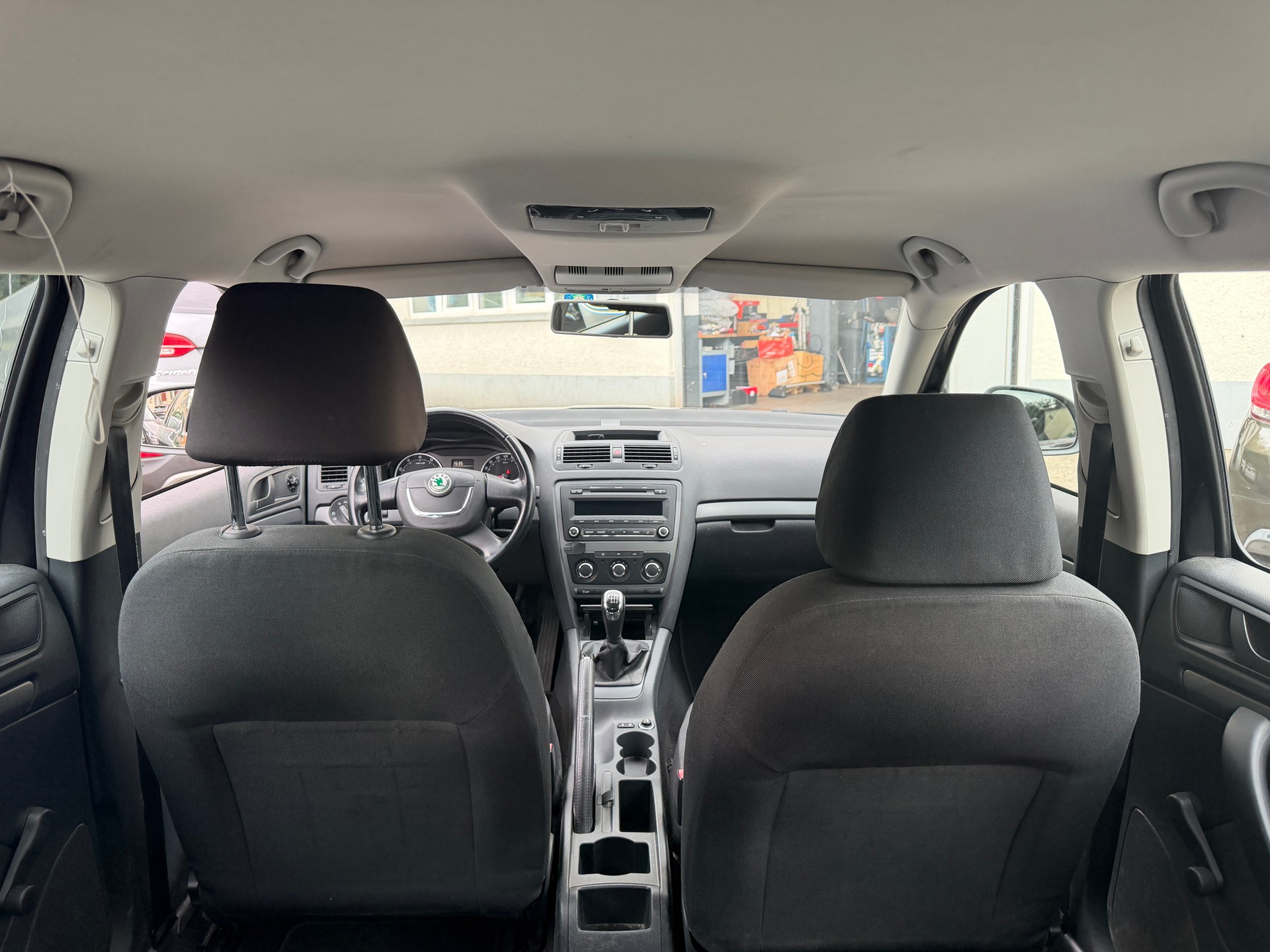 SKODA Octavia Combi 1.4 TSI Family MIT GARANTIE MÖGLICH-showroom-element-3