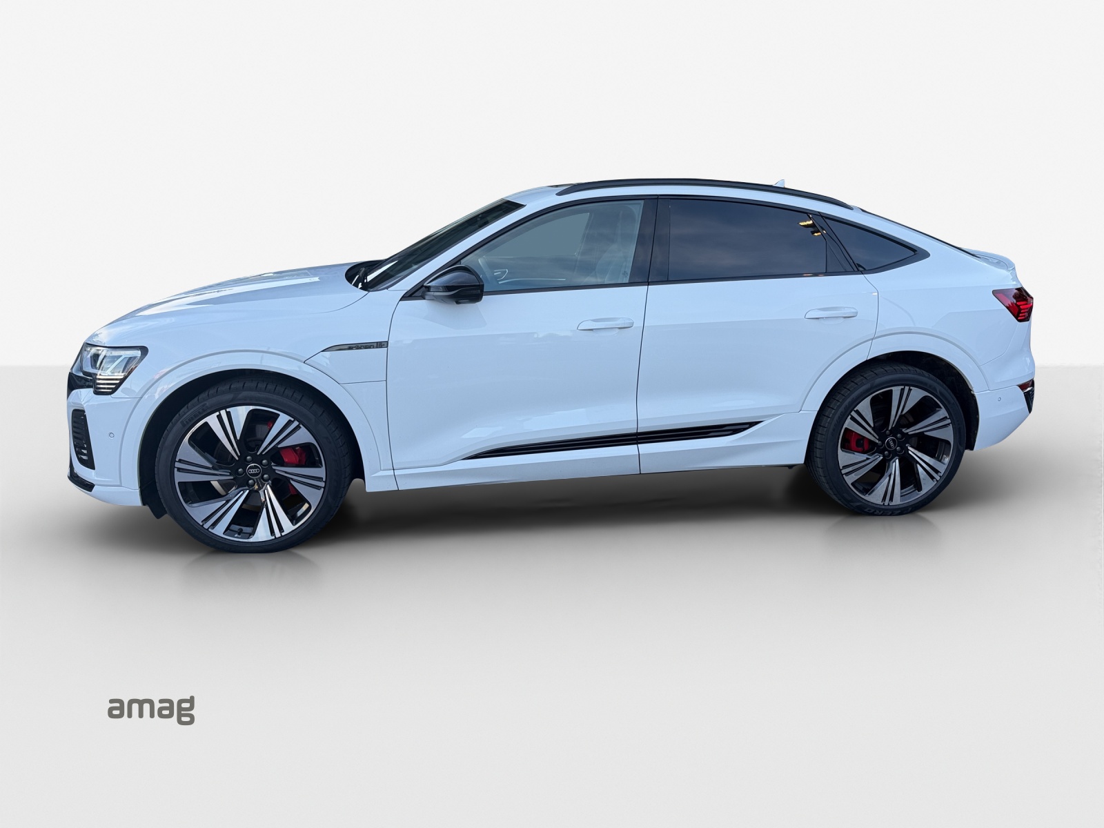 AUDI Q8 Sportback 55 e-tron Black Edition quattro-showroom-element-1