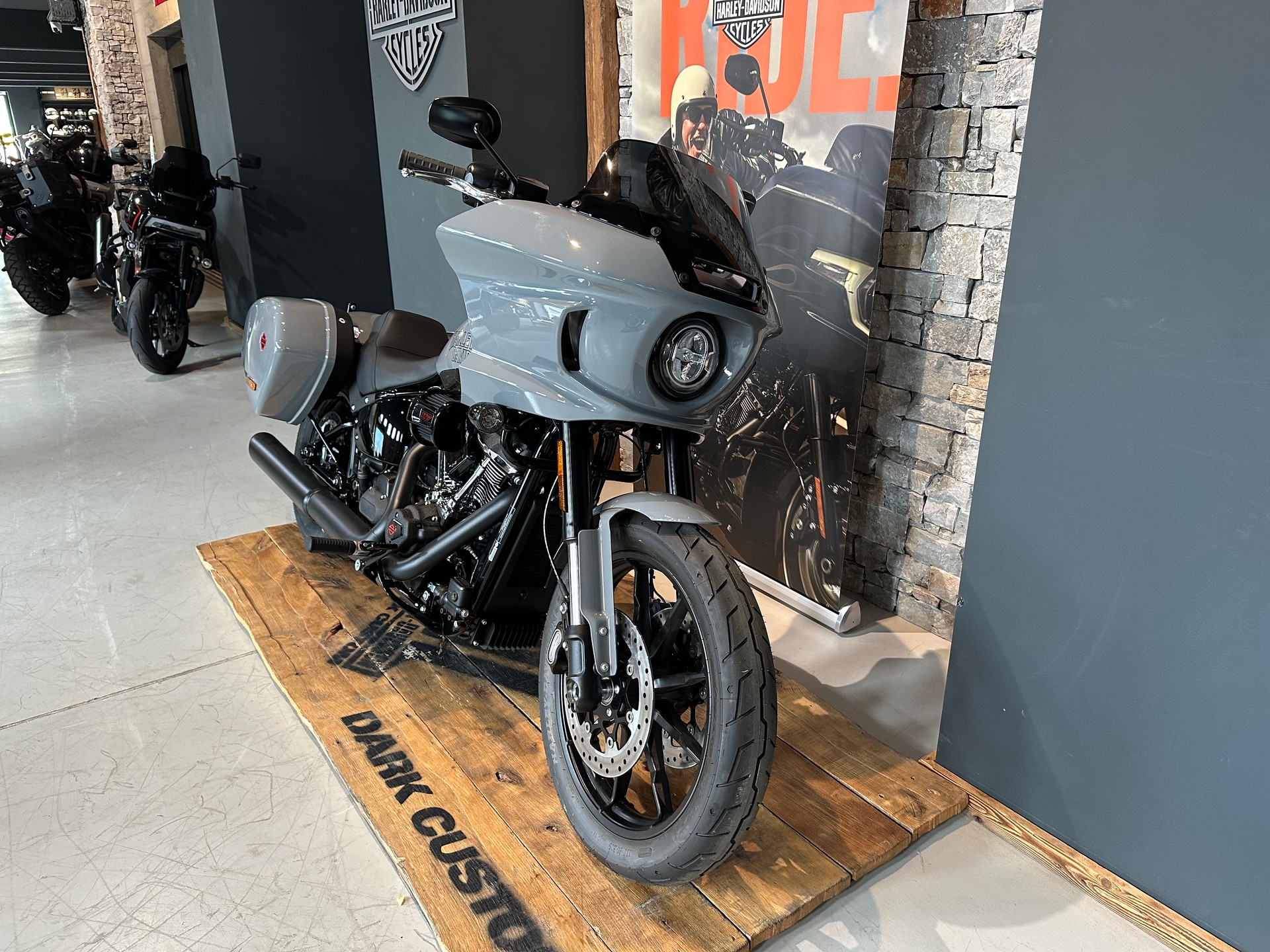 HARLEY-DAVIDSON FXLRST Low Rider ST 117ci-image-1