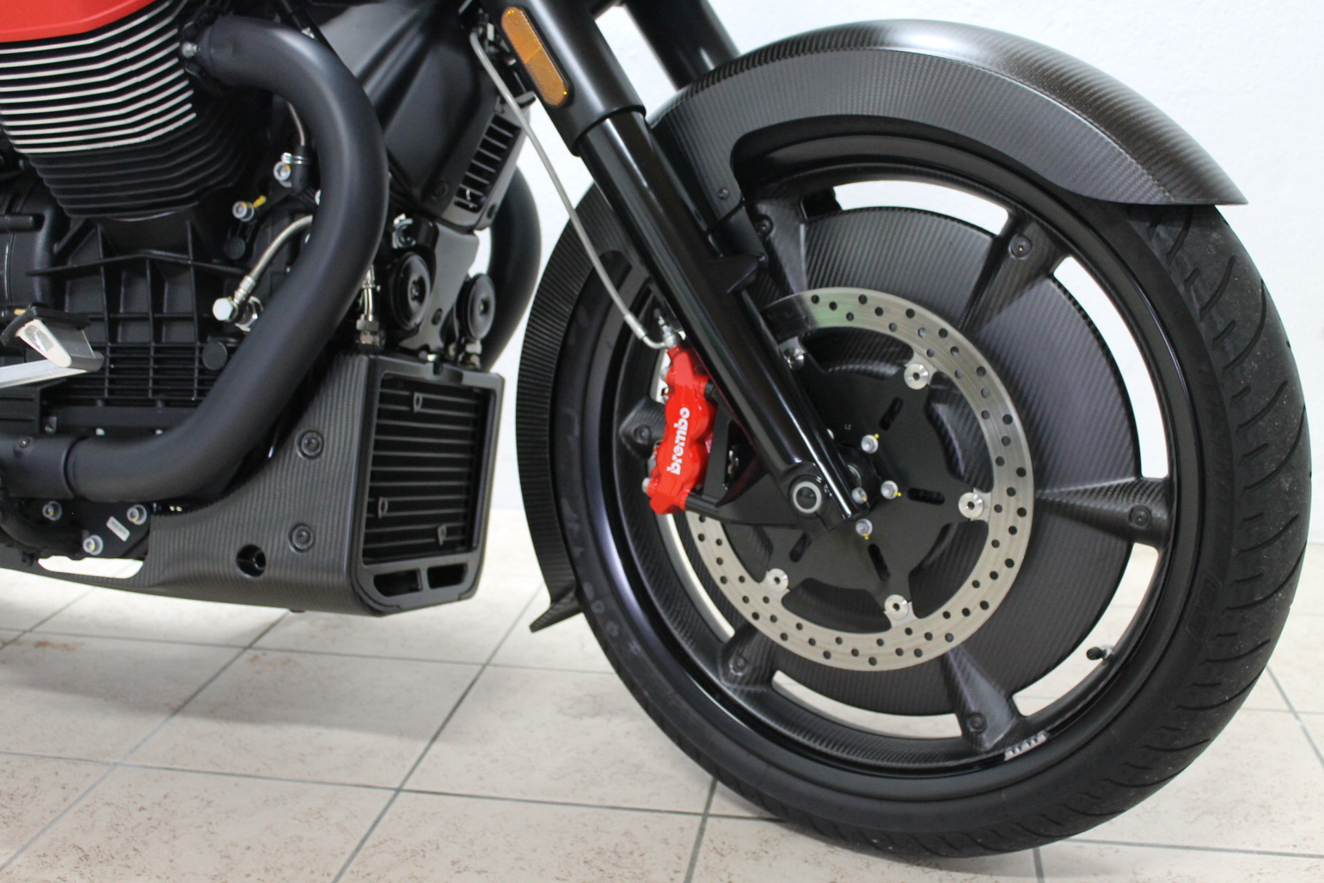 MOTO GUZZI MGX-21-image-5