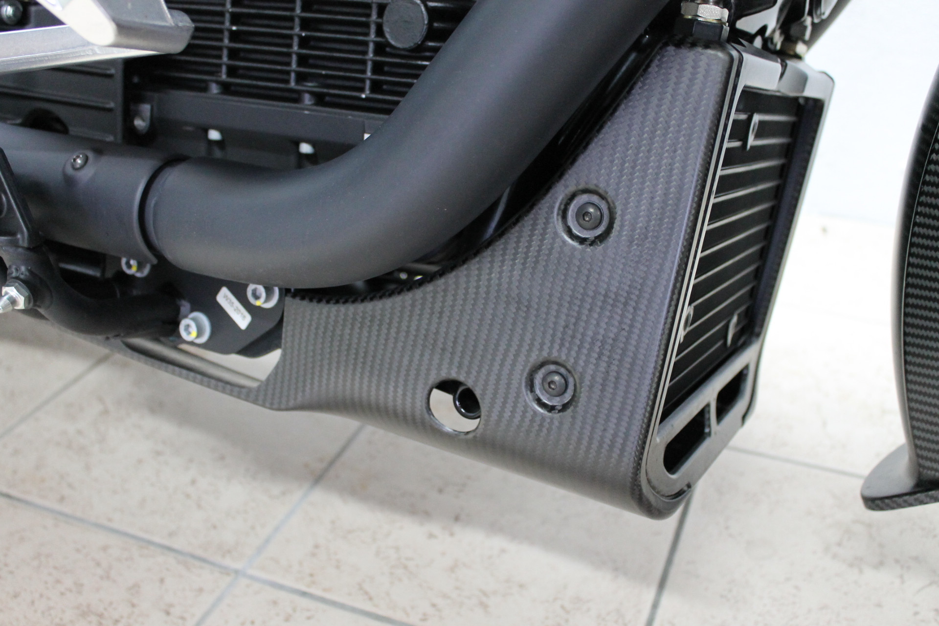 MOTO GUZZI MGX-21-image-6