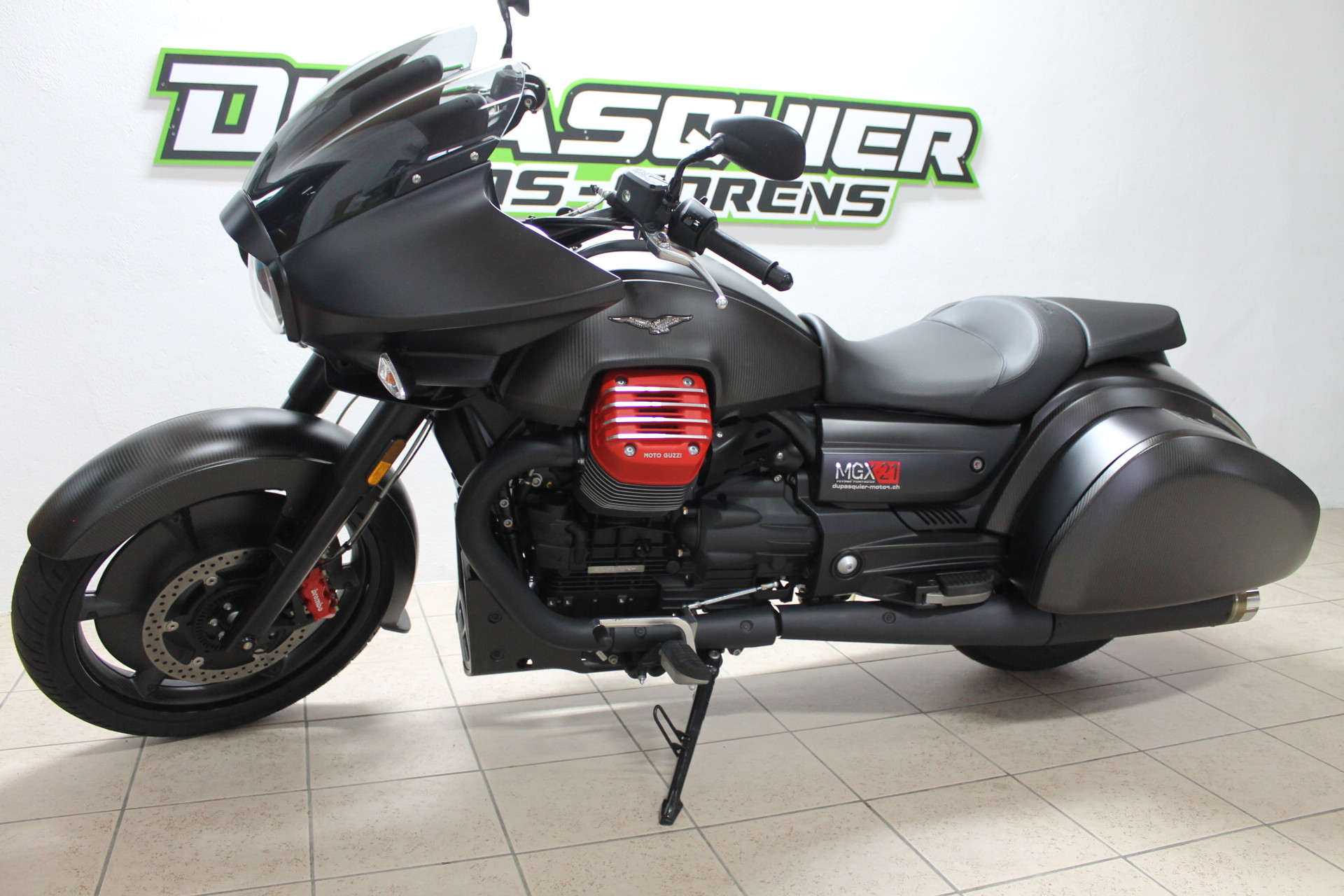 MOTO GUZZI MGX-21-image-8