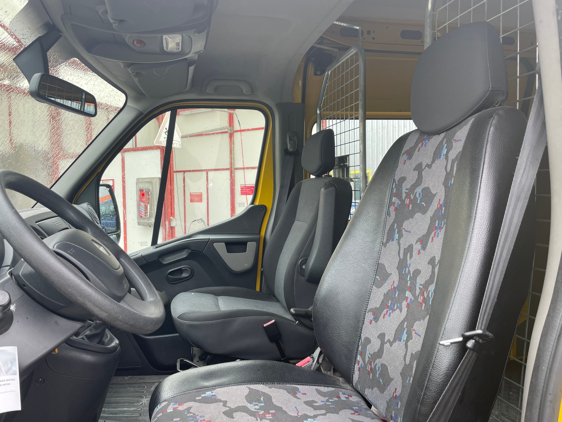 RENAULT Master T35 2.3dCi 130 L3H3-image-4