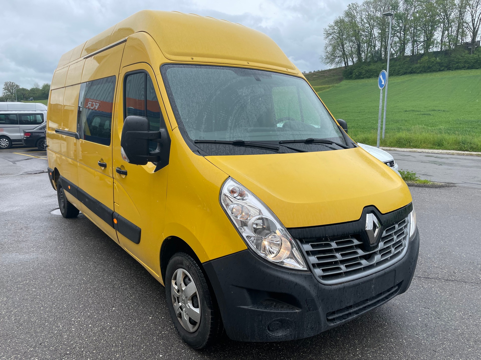 RENAULT Master T35 2.3dCi 130 L3H3-image-1