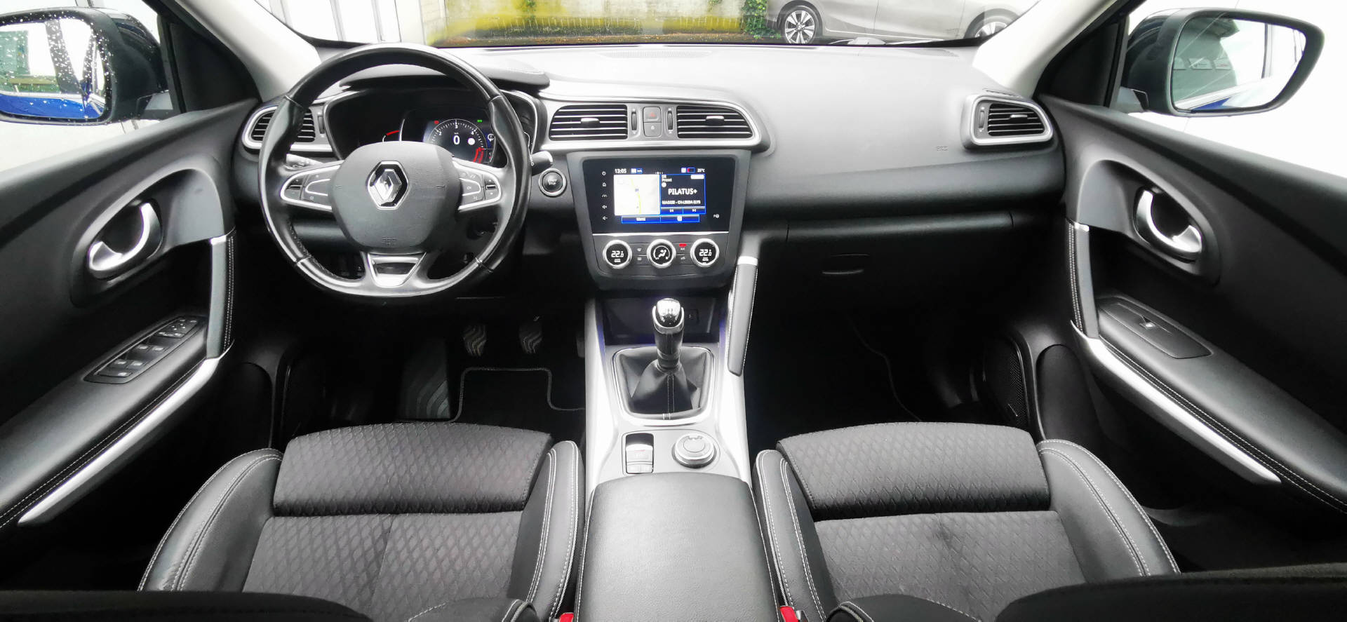 RENAULT Kadjar 1.8 Blue dCi Intens 4WD-image-9