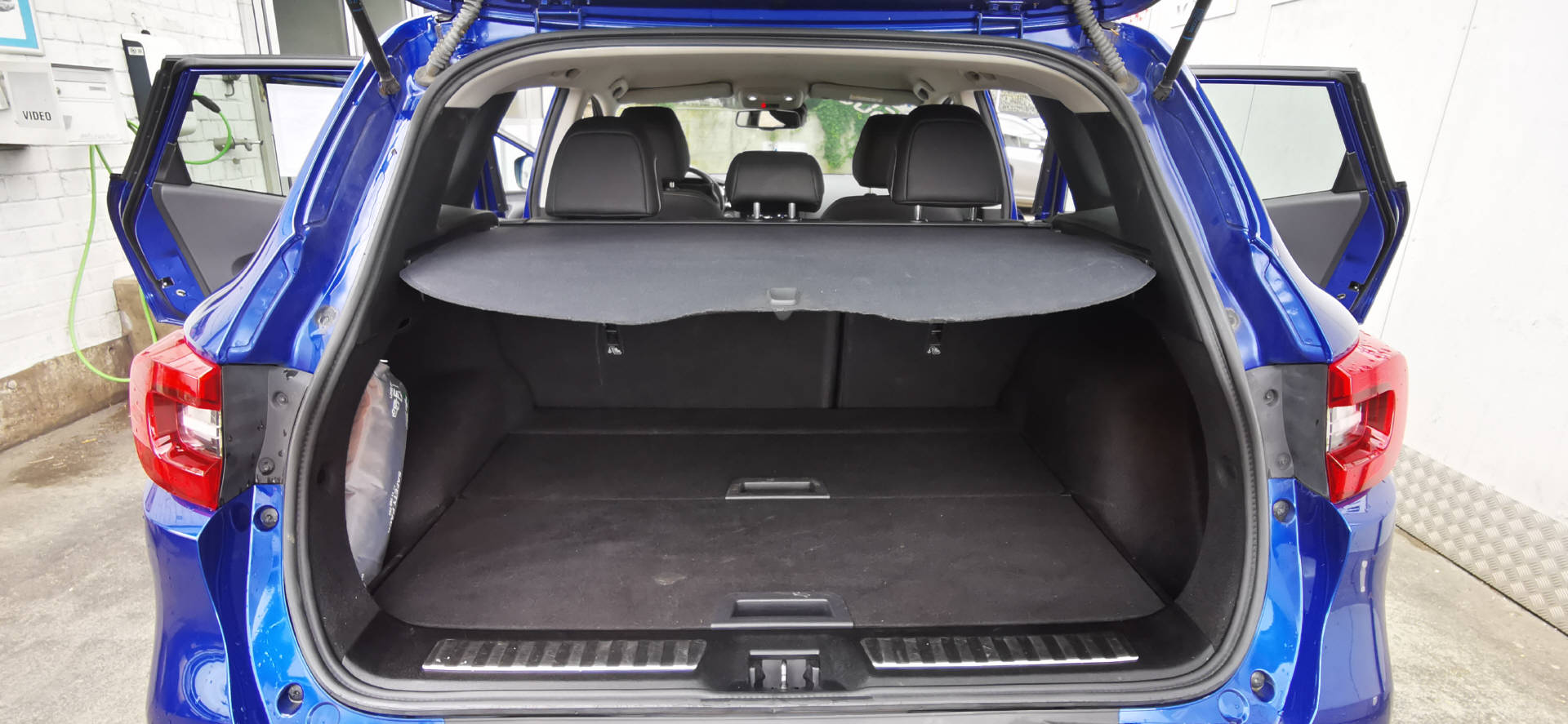 RENAULT Kadjar 1.8 Blue dCi Intens 4WD-image-14