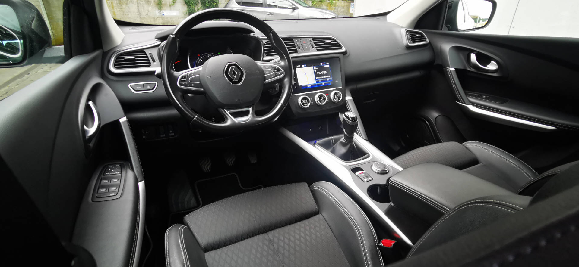 RENAULT Kadjar 1.8 Blue dCi Intens 4WD-image-8