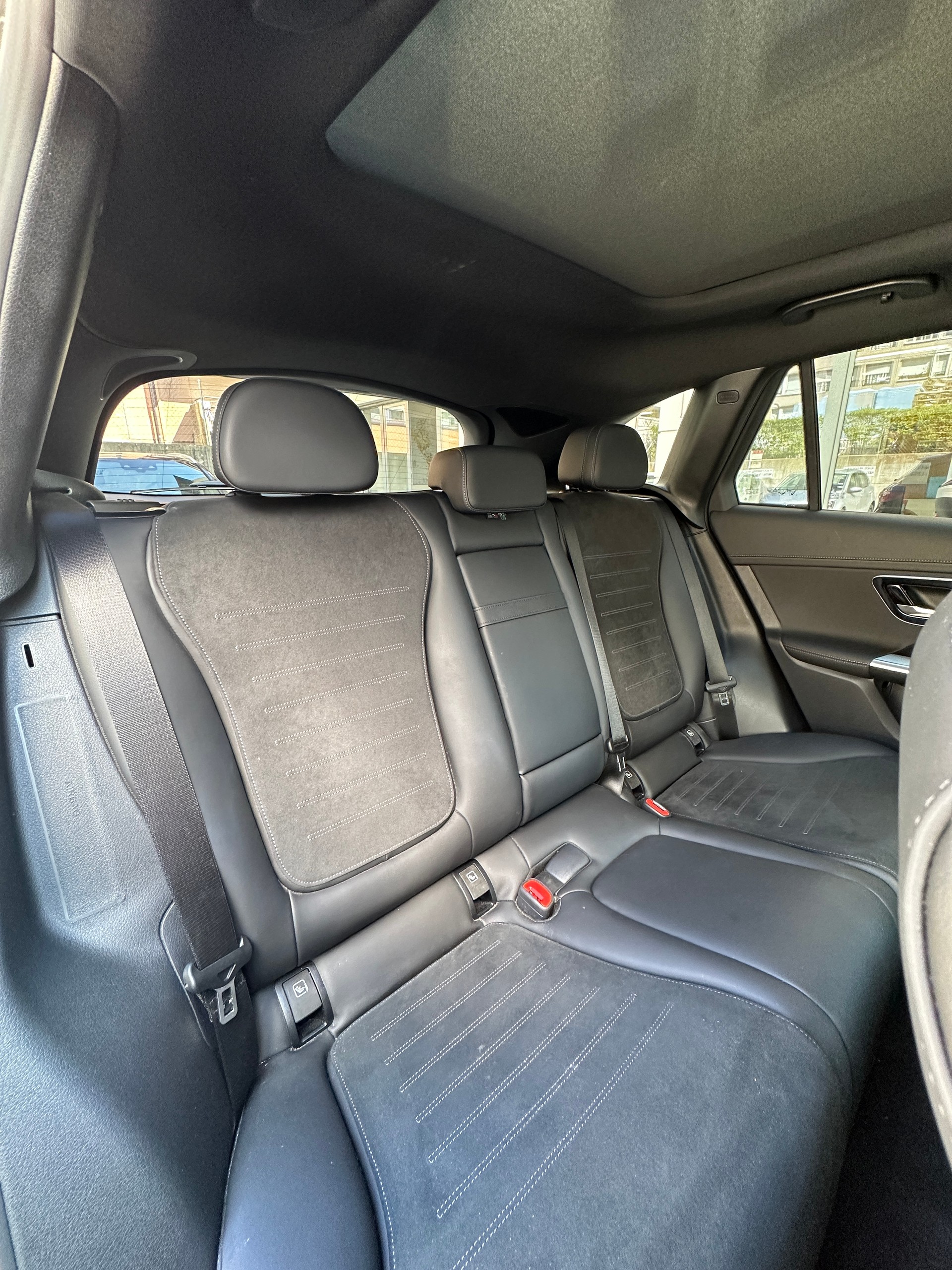 MERCEDES-BENZ GLC 400 e 4Matic 9G-Tronic-image-12