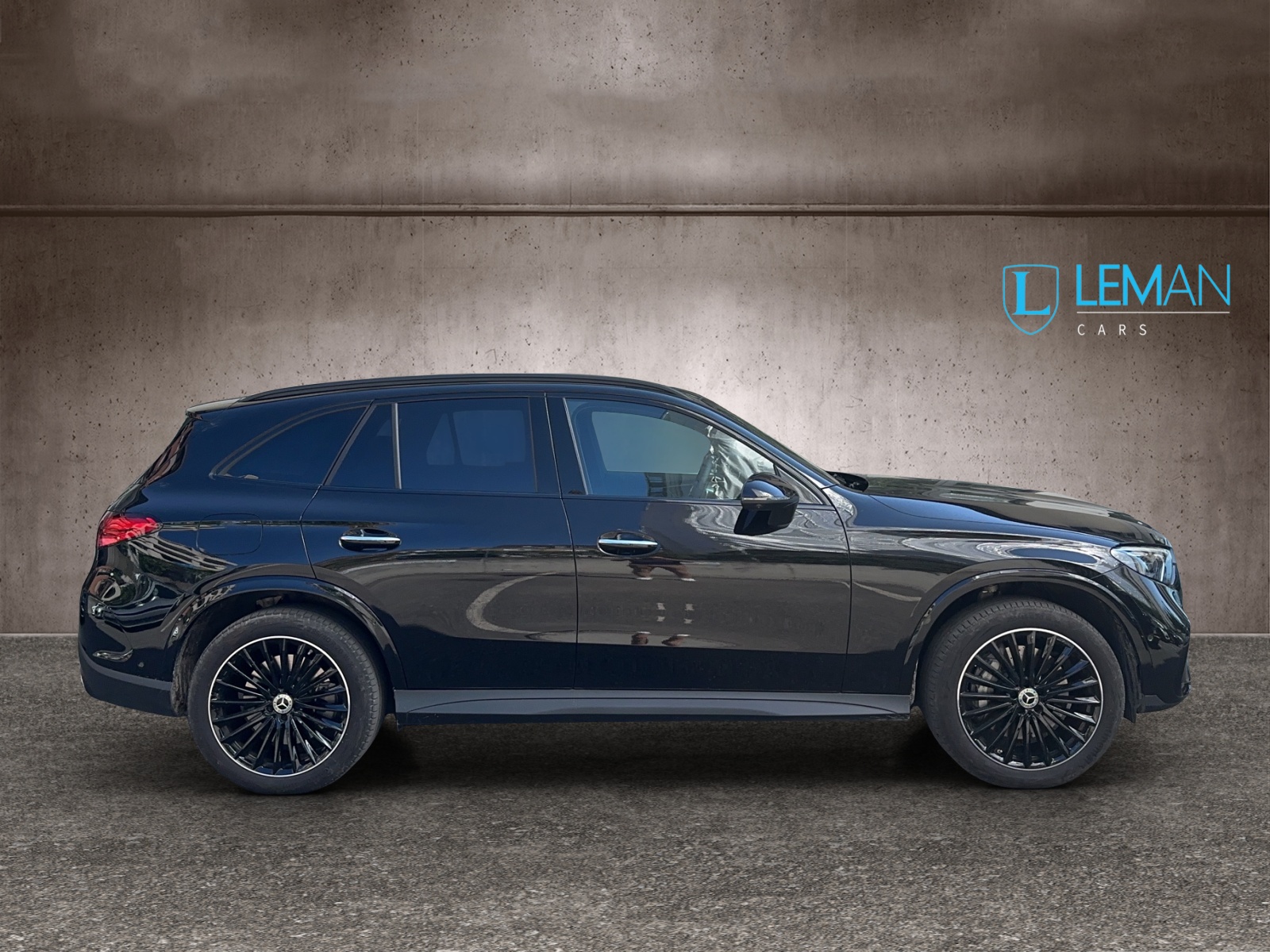 MERCEDES-BENZ GLC 400 e 4Matic 9G-Tronic-image-3