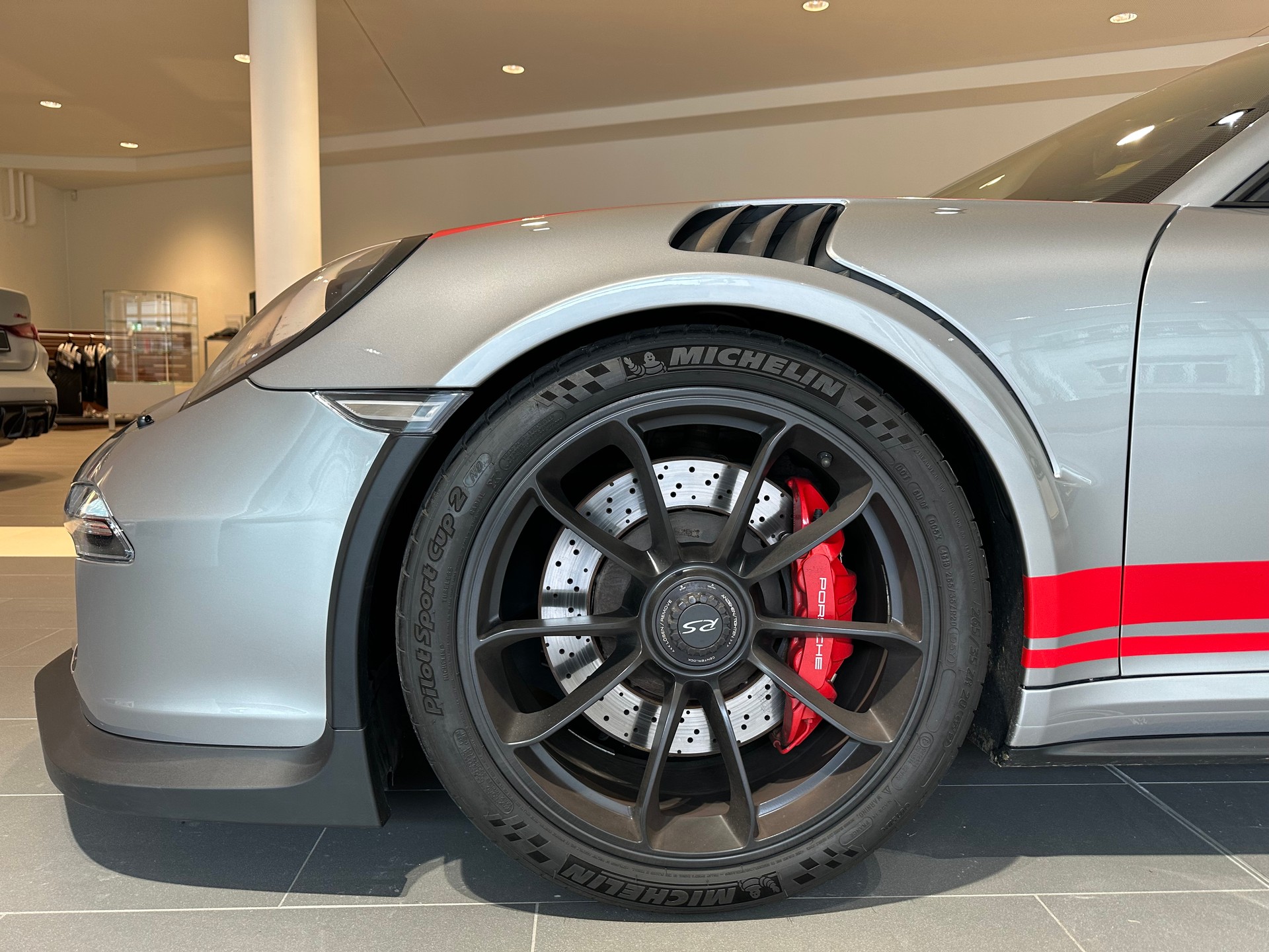 PORSCHE 911 GT3 RS PDK-image-5