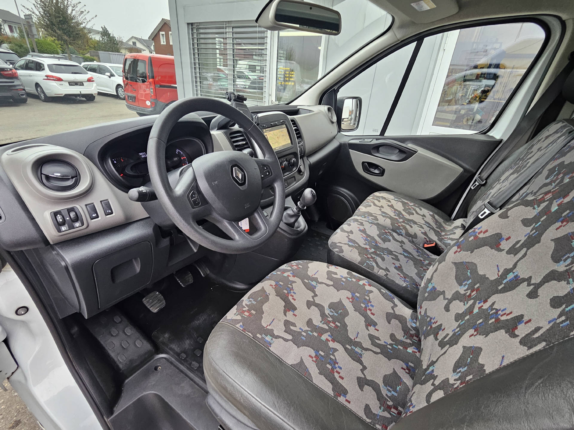 RENAULT Trafic Kaw. 2.9 t L2 H2 1.6 dCi 125 TwinTurbo Business * Hochdach *-image-7