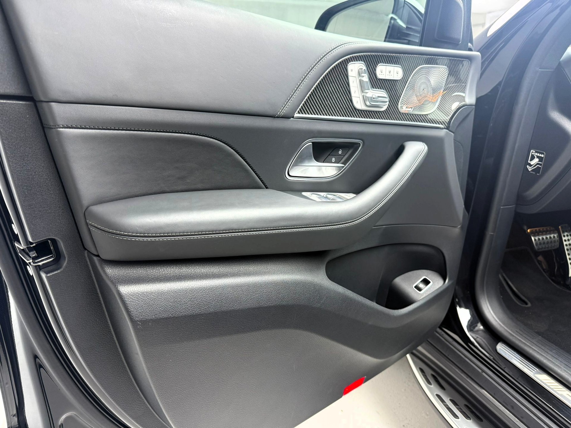 MERCEDES-BENZ GLE 53 AMG 4Matic+ 9G-Speedshift-image-19