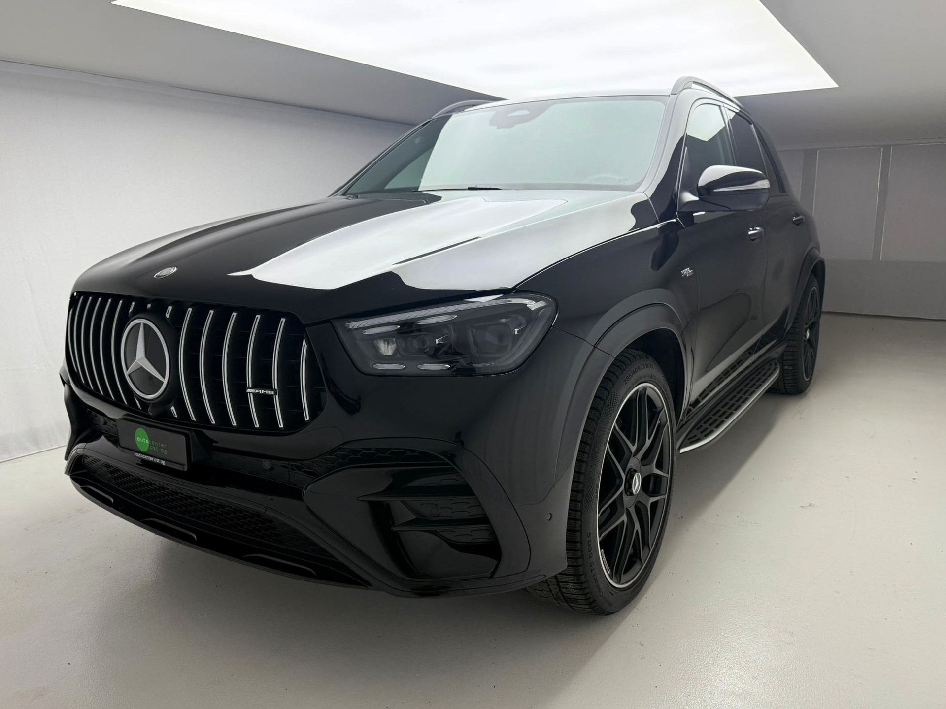 MERCEDES-BENZ GLE 53 AMG 4Matic+ 9G-Speedshift-showroom-element-1