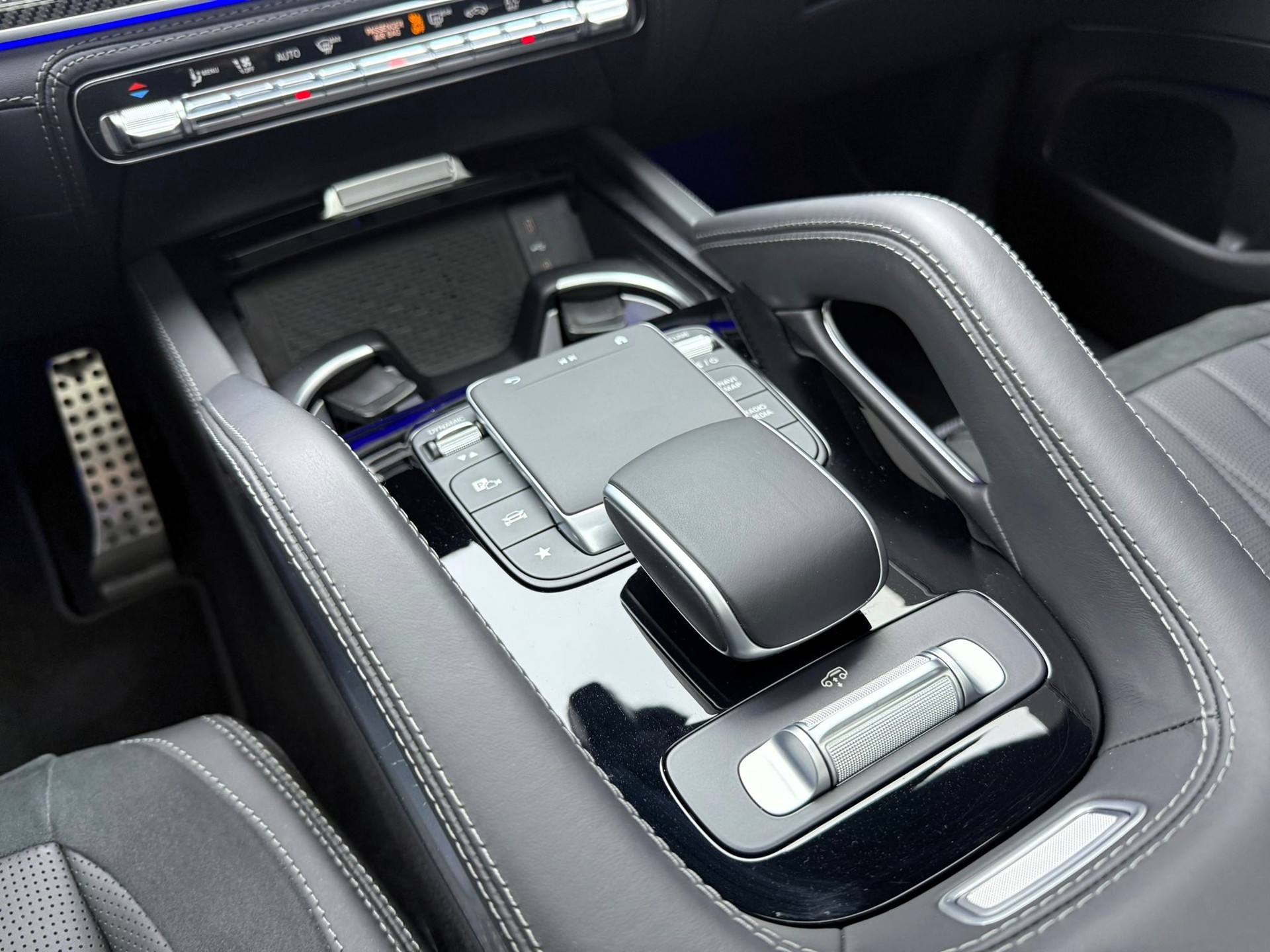 MERCEDES-BENZ GLE 53 AMG 4Matic+ 9G-Speedshift-image-23