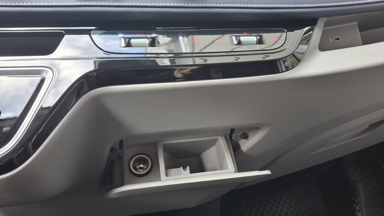 MAXUS eDeliver 7 Kaw. L1 E-Motor 88kWh AWD-image-15