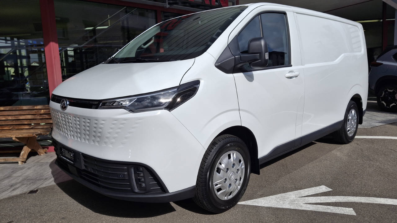 MAXUS eDeliver 7 Kaw. L1 E-Motor 88kWh AWD-image-1
