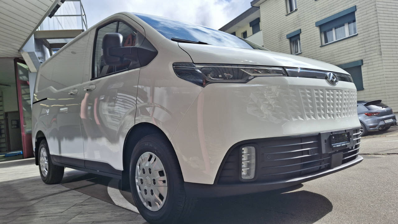 MAXUS eDeliver 7 Kaw. L1 E-Motor 88kWh AWD-image-2