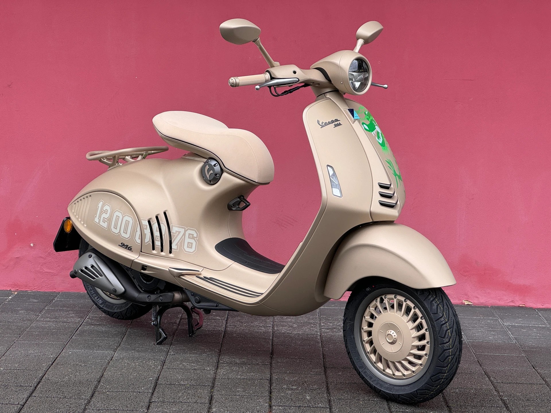 PIAGGIO Vespa 946 125 Dragon-image-3