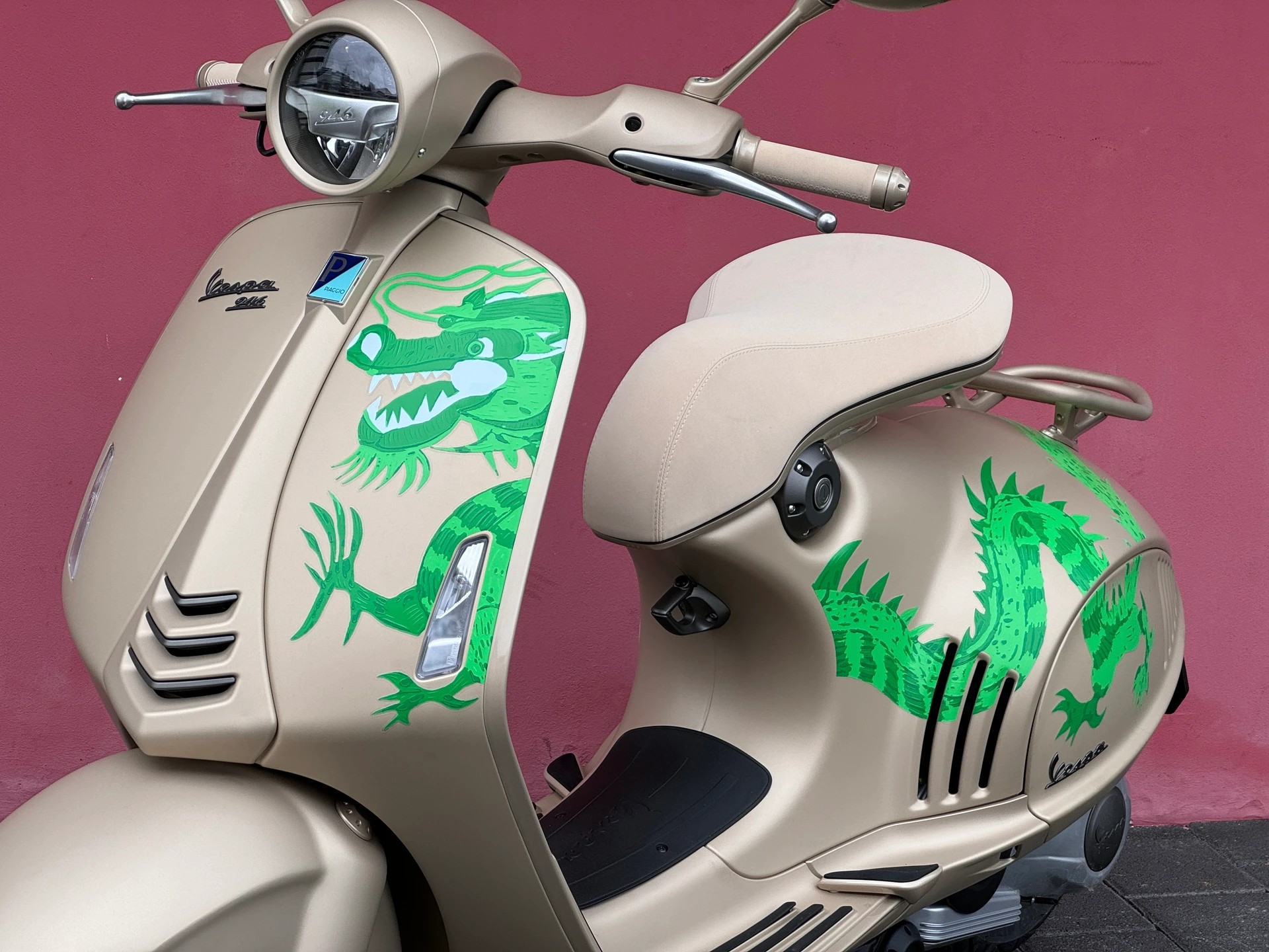 PIAGGIO Vespa 946 125 Dragon-image-8