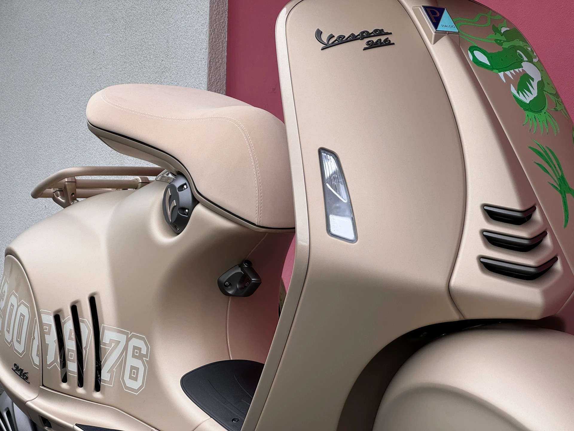 PIAGGIO Vespa 946 125 Dragon-image-5