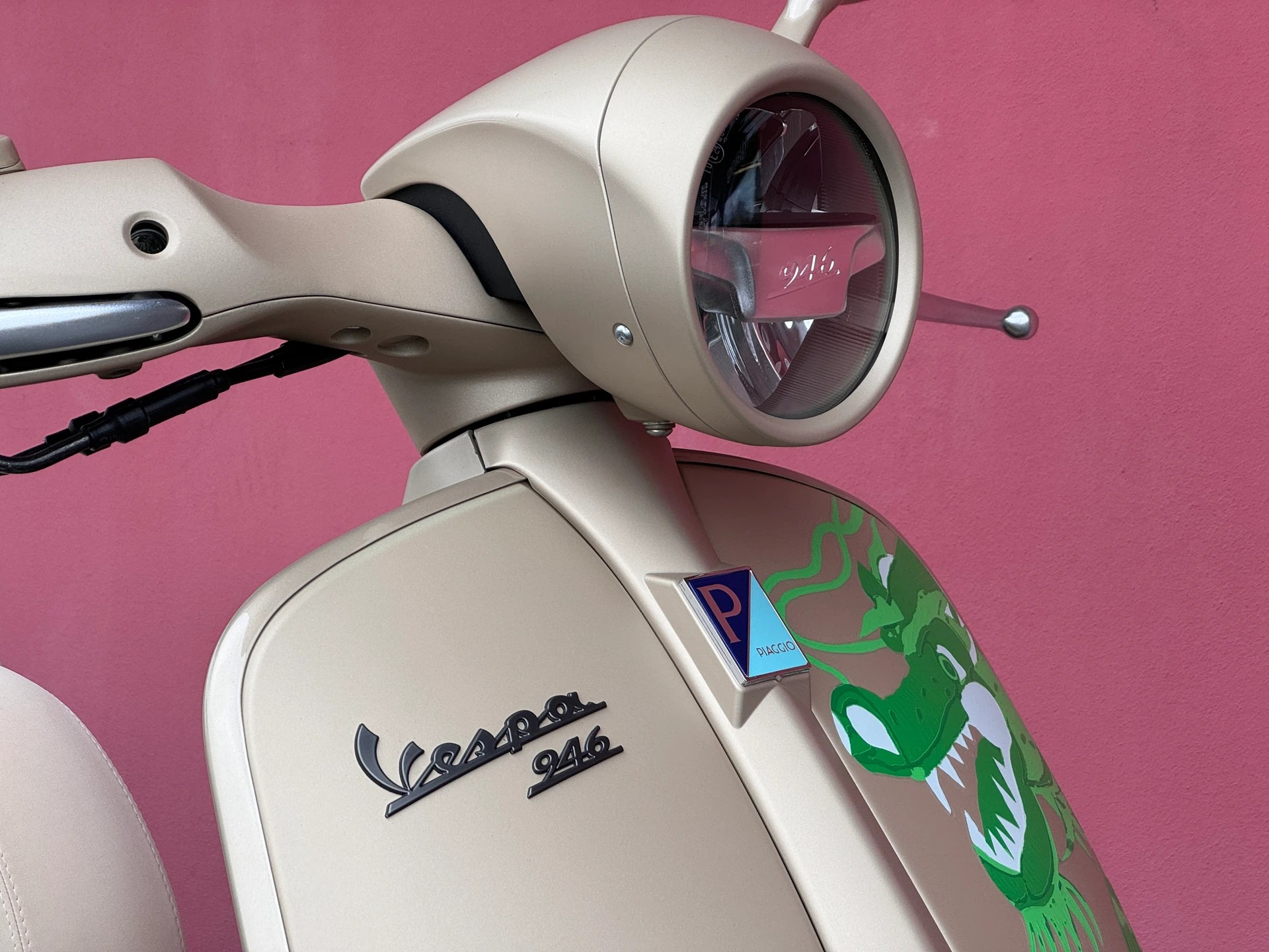 PIAGGIO Vespa 946 125 Dragon-image-14