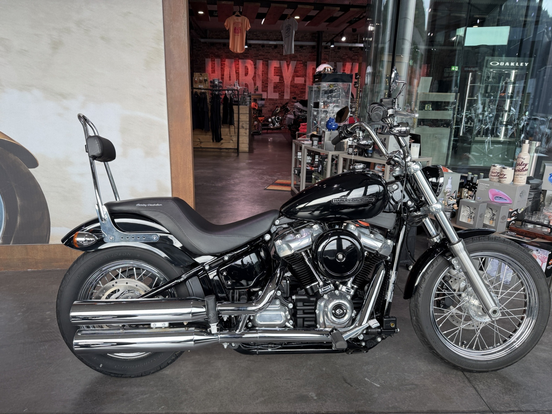 HARLEY-DAVIDSON FXST 1745 Softail Standard 107-image-0