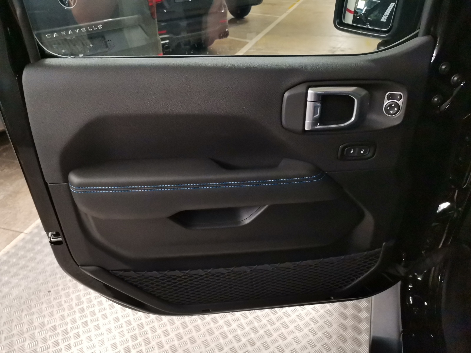 JEEP Wrangler 2.0 Turbo Rubicon Black Kite Unlimited 4xe-image-15