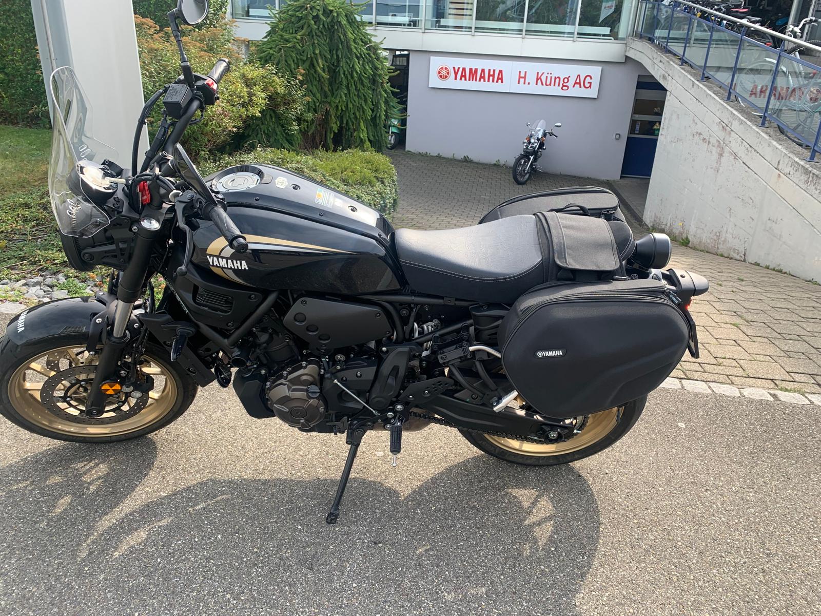 YAMAHA XSR 700 (35kW)-image-0