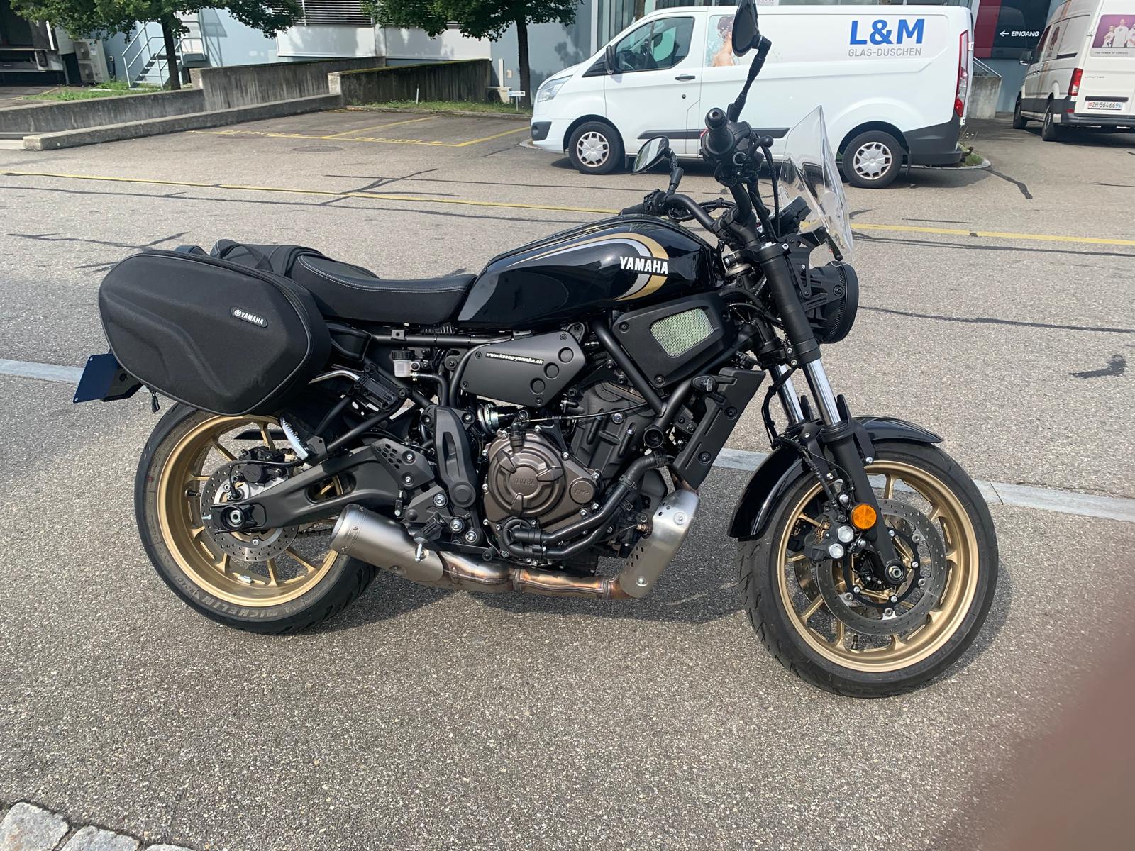 YAMAHA XSR 700 (35kW)-image-1