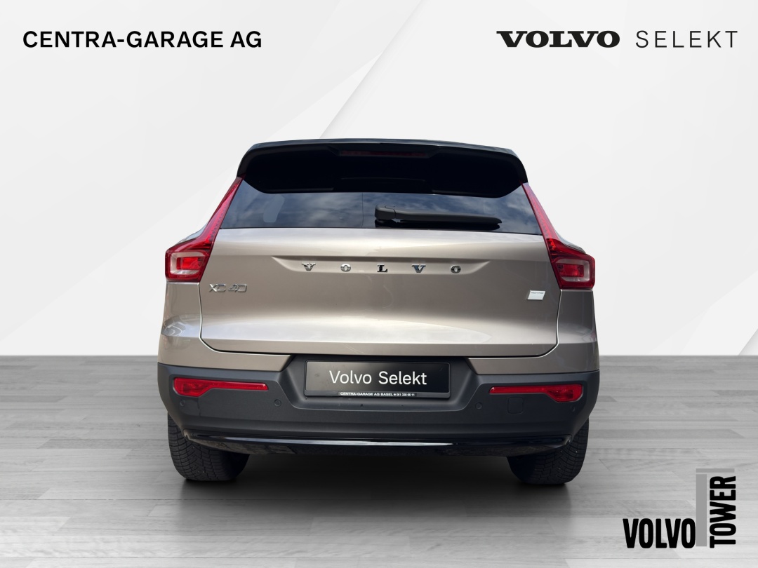 VOLVO XC40 Recharge P6 Plus FWD-image-7