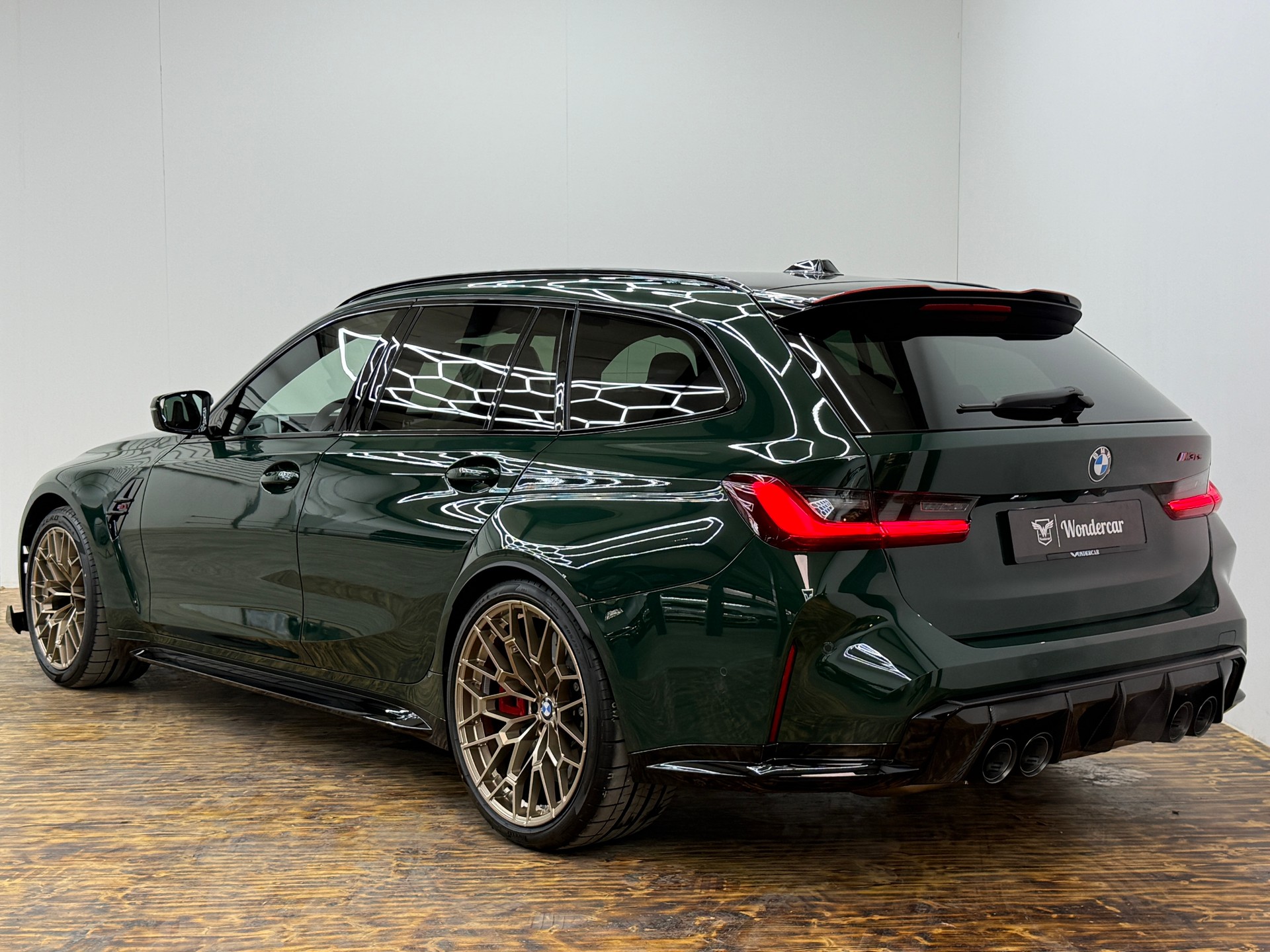 BMW M3 CS Touring xDrive-image-10