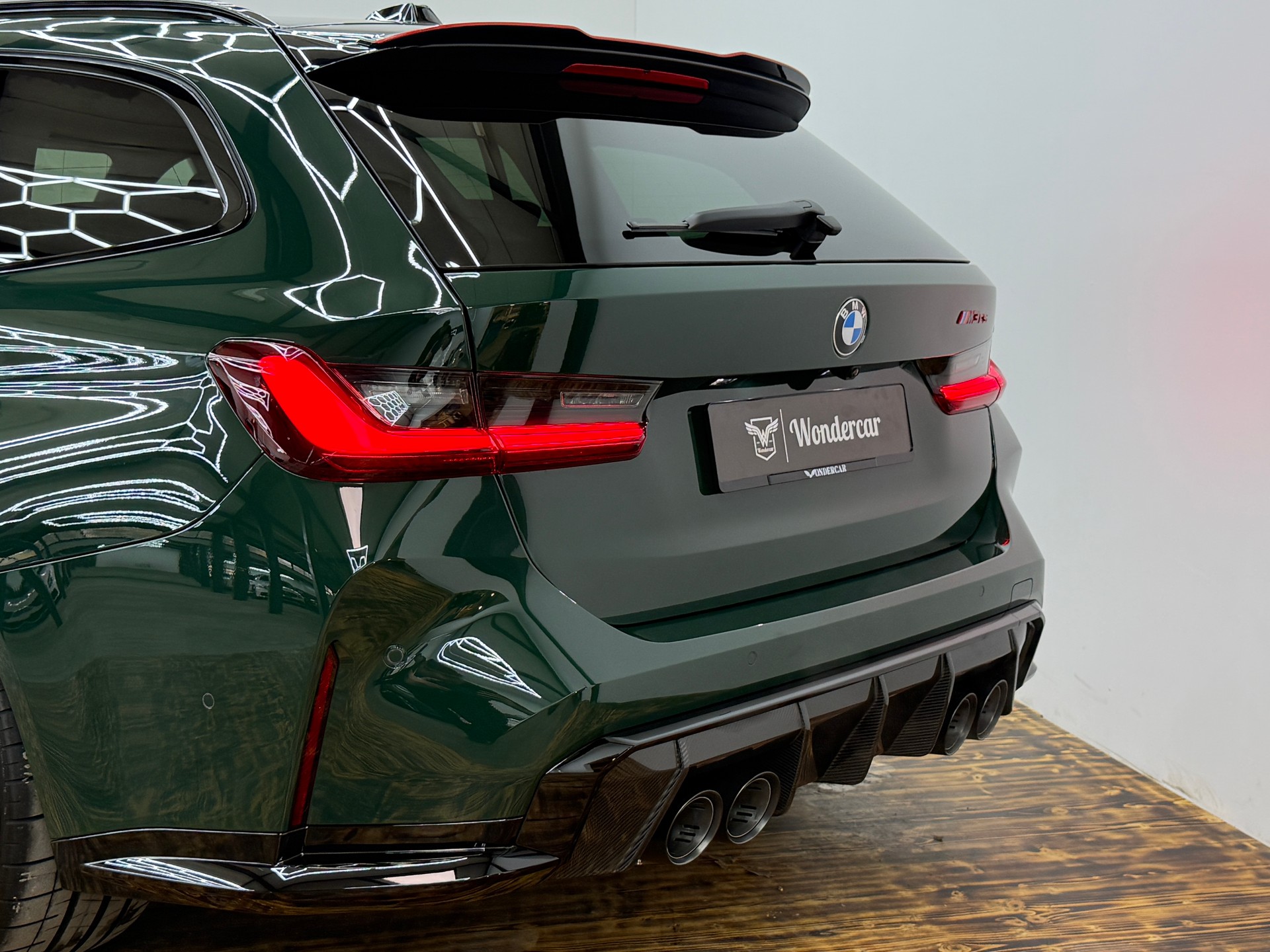 BMW M3 CS Touring xDrive-image-11