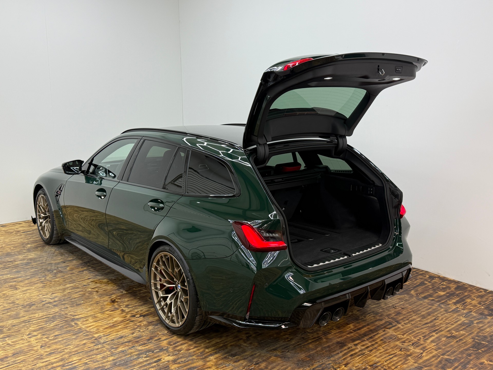 BMW M3 CS Touring xDrive-image-24