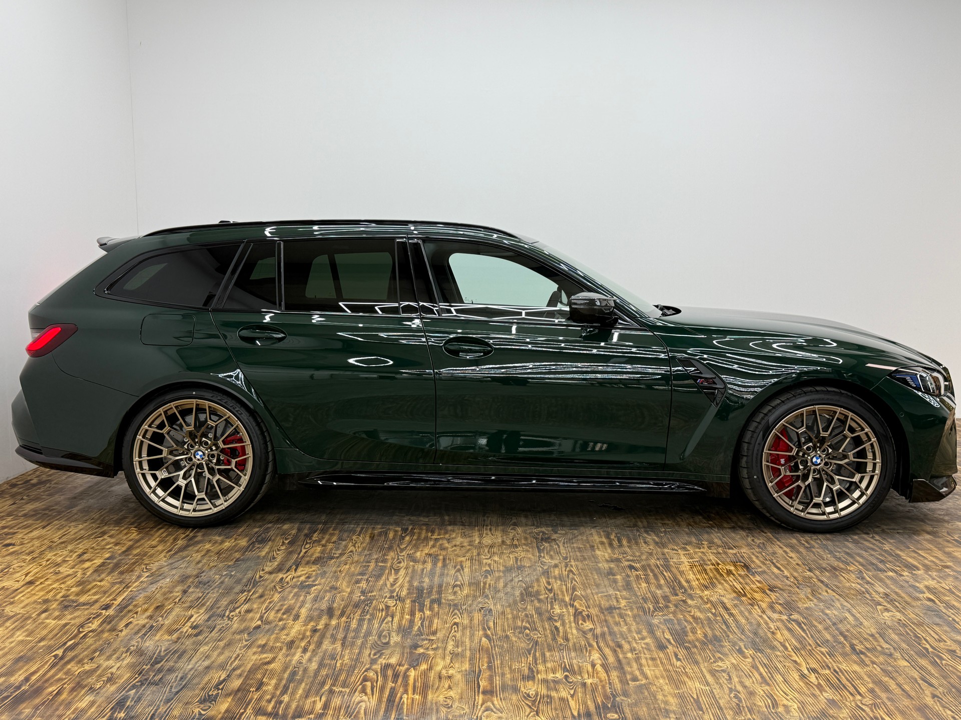 BMW M3 CS Touring xDrive-image-18